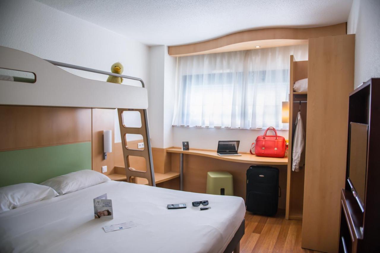 Ibis Budget Site Du Futuroscope Chasseneuil-du-Poitou Εξωτερικό φωτογραφία