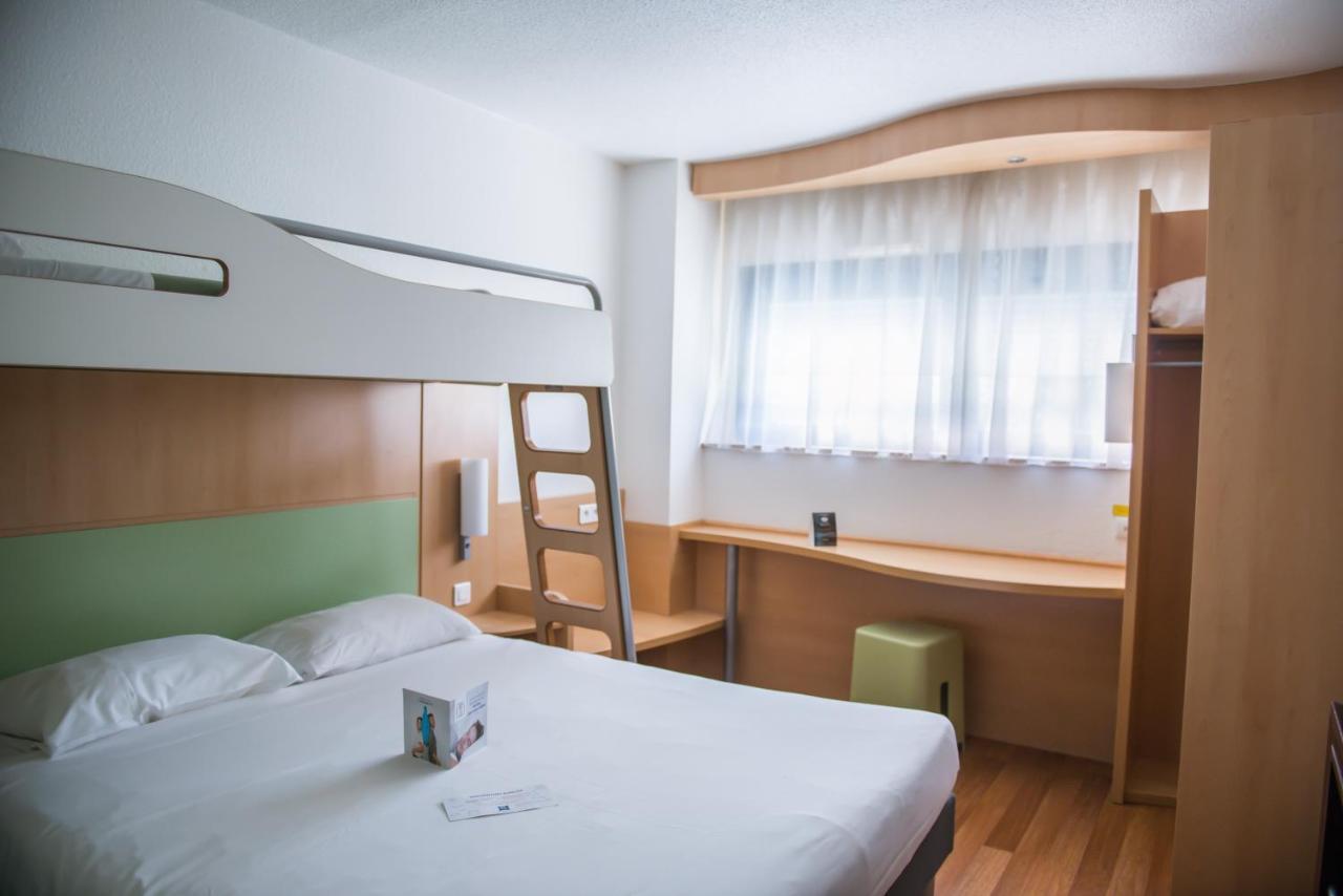 Ibis Budget Site Du Futuroscope Chasseneuil-du-Poitou Εξωτερικό φωτογραφία